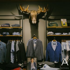 Магазин одежды и обуви «Антраша»