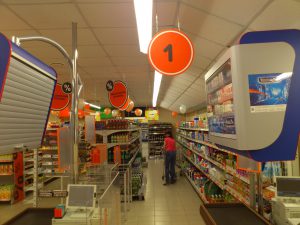 Супермаркет «Дикси» на Склизкова