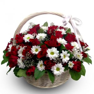 Салон цветов и подарков «АртБукет» на Хрустальной